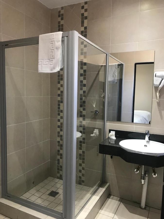 Hotel Galaxy Tower Йоханесбург Екстериор снимка