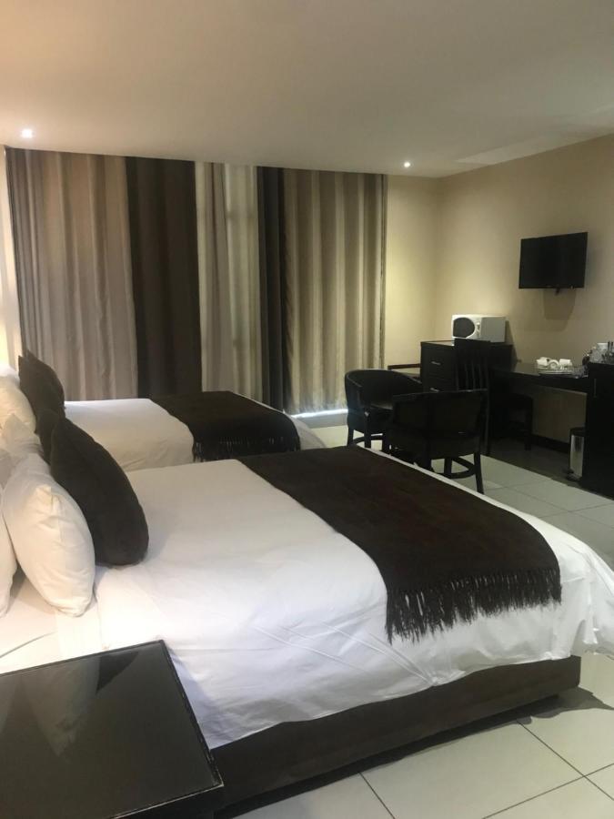 Hotel Galaxy Tower Йоханесбург Екстериор снимка
